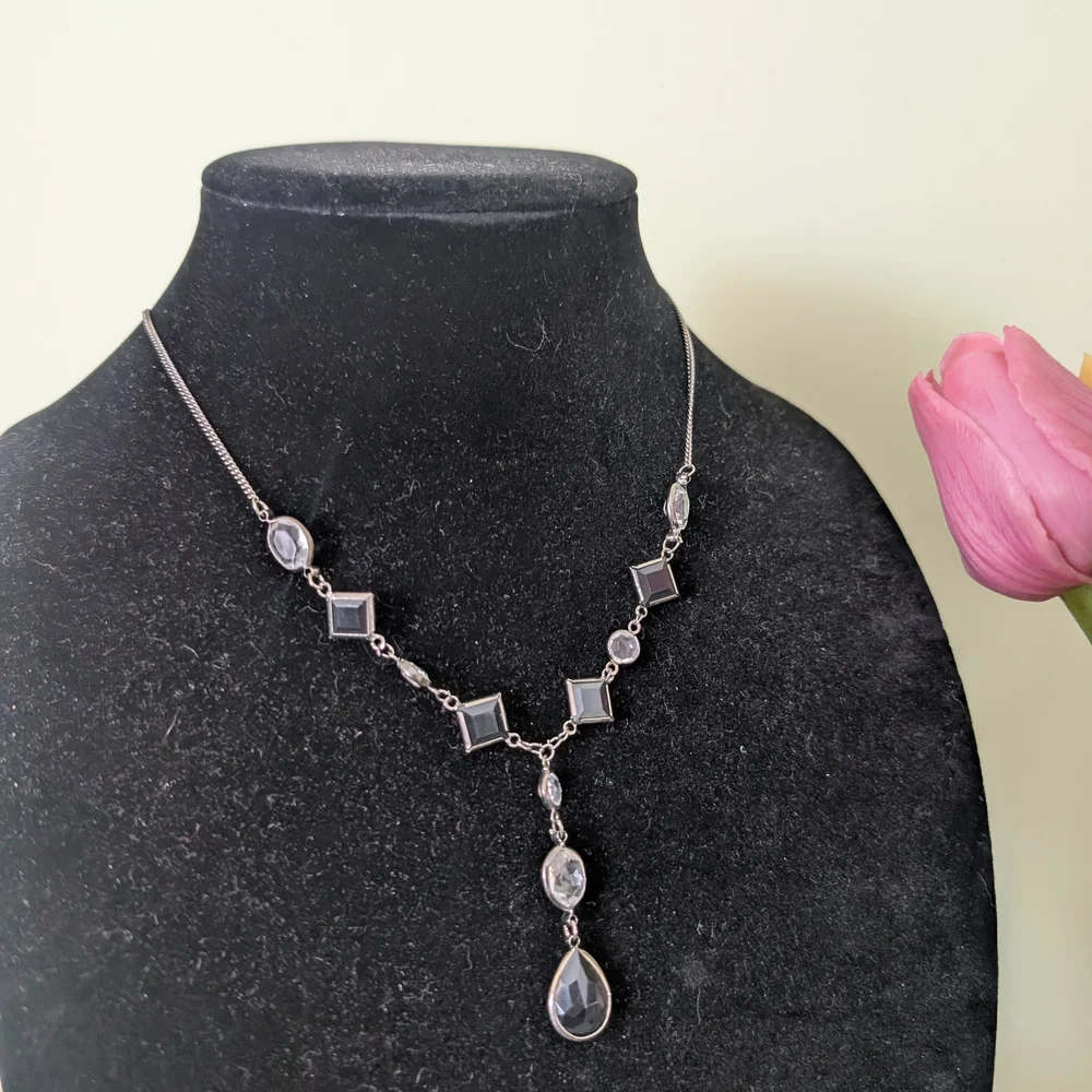 Vintage Silver-Tone Black Crystal Drop Necklace - Picture 2 of 13